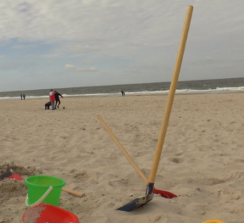 Warum ist auf Sylt das Sandburgen bauen am Strand verboten?