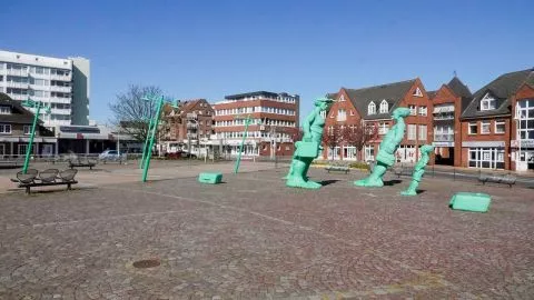 Der Bahnhofsvorplatz in Westerland auf Sylt hat eine Live Webcam 
