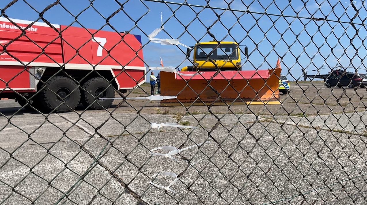 Der Zaun des Sylter Flughafens wurde teilweise zerstört