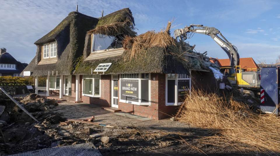 Das Haus im Strönwai Nr. 1 wird zurzeit abgerissen