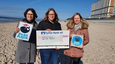 Sylter Bank unterstützt die Meeresschutzorganisation  Bye Bye Plastik